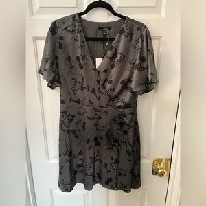 41 Hawthorn Scarlett Flutter Sleeve Satin Dress